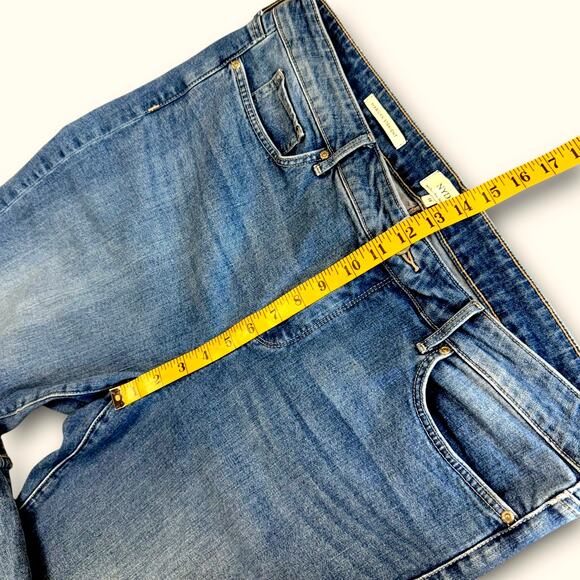 NYDJ Marilyn Straight Crop Cuffed Blue Washed Jeans Lift Tuck Stretchy Size 18 - Picture 9 of 11